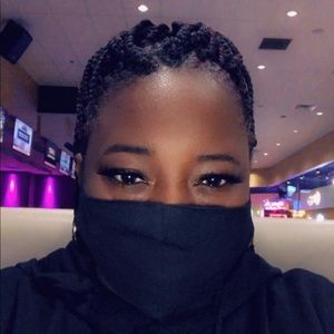 Meet your Posher, Vicki